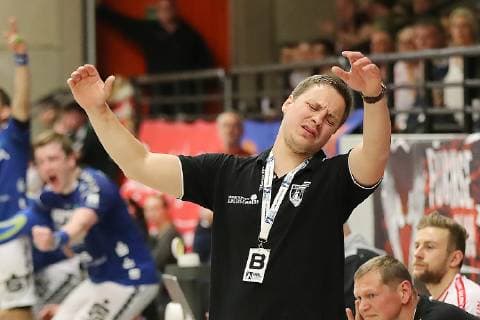 TuS Ferndorf - EHV Aue, 04.05.2019 Trainer Michael Lerscht (TuS Ferndorf), sichtlich frustriert, Kreuztal Stählerwiese Deutschland