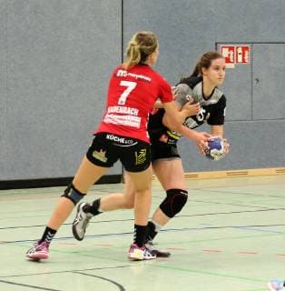 Rechts Caren Hammer (Tigers Waiblingen) HL Buchholz 08-Rosengarten - VfL Waiblingen ,2. Liga Frauen, 04.05.2019 Buchholz Copyright: xEIBNER CEBULOKx EP_eer