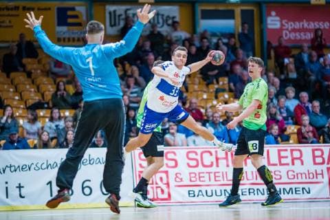 Mark Ferjan 1 (TV Emsdetten), Jan Zahradnicek 33 (Dessau-Rosslauer HV 06), Paul Kalk 14 (TV Emsdetten), Sven Wesseling 24 (TV Emsdetten) waehrend der Begegnung in der Handball 2. Bundesliga (Herren) - Saison 2018-2019 zwischen Dessau-Rosslauer HV 06 und TV Emsdetten in der Anhalt Arena am 5. May 2019 in Dessau-Rosslau, Sachsen Anhalt, Deutschland