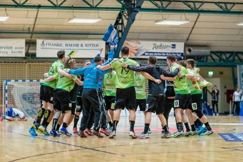 Jubel bei TV Emsdetten waehrend der Begegnung in der Handball 2. Bundesliga (Herren) - Saison 2018-2019 zwischen Dessau-Rosslauer HV 06 und TV Emsdetten in der Anhalt Arena am 5. May 2019 in Dessau-Rosslau, Sachsen Anhalt, Deutschland