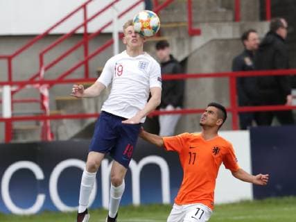 Netherlands v England UEFA EURO EM Europameisterschaft Fussball U17 U 17 Championship Naci Unuvar of Netherlands and Samson Robinson of England during the UEFA Euro U17 Championship match at Tolka Park, Drumcondra Content Not Available For UK Newspapers Copyright: xYannisxHalasx FIL-13221-0026