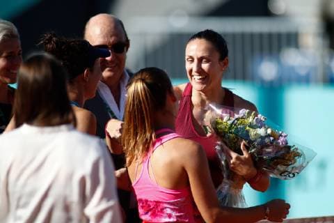 Sport Bilder des Tages May 6, 2019 - Madrid, MADRID, SPAIN - Arantxa Parra Santonja (ESP) receives honors for retiring from professional tennis during the Mutua Madrid Open 2019 ATP Tennis Herren Masters 1000 and WTA Tennis Damen Premier) tenis tournament at Caja Magica in Madrid, Spain, on May 06, 2019. Tennis: Mutua Madrid Open 2019, Day 4 - ZUMAa181 20190506_zaa_a181_240 Copyright: xAFP7x