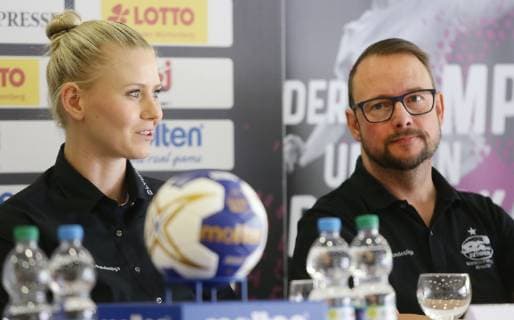 Stuttgart , Handball OLYMP Final4 Pressenkonferenz , von links: Kim Naidzinavicius Martin Albertsen ( Bietigheim )
