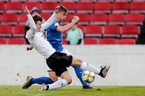 UEFA European Under-17 Championship Group D, City Calling Stadium, Co. Longford 7 5 2019 Italy U17 U 17 vs Austria U17 Italy s Nicholas Bonfanti is tackled by Felix Kochl of Austria Nicholas Bonfanti is tackled by Felix Kochl 7 5 2019  Copyright: x©INPHO LaszloxGeczox LG1_0261