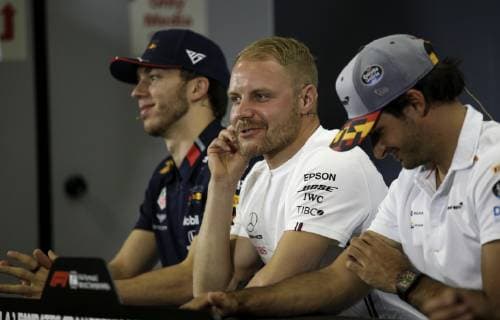 Motorsports: FIA Formula One World Championship WM Weltmeisterschaft 2019, Grand Prix of Spain, 10 Pierre Gasly (FRA, Aston Martin Red Bull Racing), 77 Valtteri Bottas (FIN, Mercedes AMG Petronas Motorsport), 55 Carlos Sainz jr. (ESP, McLaren F1 Team), Barcelona Spain