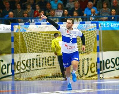 In Jubelpose: Tomas Pavlícek (Dessau) nach einem verwandelten Siebenmeter Handball 2.Liga 2018 19 EHV Aue - Dessau-Rosslauer HV 32:21 am 10.5.2019 EHV Aue - Dessau-Rosslauer HV
