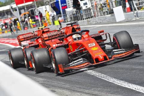 11.05.2019, xekx, FIA Formel 1, Großer Preis von Spanien 2019 - Qualifying emspor, Startversuche Scuderia Ferrari: 3. Startplatz Sebastian Vettel (Ferrari) vor Charles Leclerc (Ferrari) (DFL DFB REGULATIONS PROHIBIT ANY USE OF PHOTOGRAPHS as IMAGE SEQUENCES and or QUASI-VIDEO) Barcelona