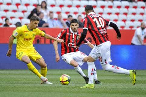 Pierre Lees Melou (OGC Nice) - Andrei Girotto (FC Nantes) FOOTBALL : OGC Nice vs FC Nantes - Ligue 1 conforama - Nice - 11 05 2019 NorbertScanella Panoramic 