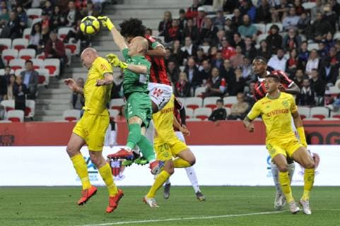 Nicolas Palois (FC Nantes) - Bonfim Dante (OGC Nice) - Maxime Dupe (FC Nantes) FOOTBALL : OGC Nice vs FC Nantes - Ligue 1 conforama - Nice - 11 05 2019 NorbertScanella Panoramic 