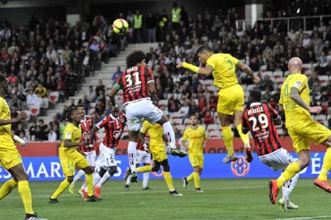 Bonfim Dante (OGC Nice) - Diego Carlos Santos Silva (FC Nantes) FOOTBALL : OGC Nice vs FC Nantes - Ligue 1 conforama - Nice - 11 05 2019 NorbertScanella Panoramic 