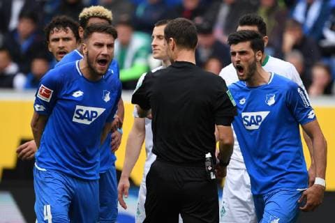 11.05.2019, xmeix, Fussball, 1. Bundesliga, TSG 1899 Hoffenheim - SV Werder Bremen, emspor, v.l. Ermin Bicakcic (TSG 1899 Hoffenheim), Schiedsrichter Bastian Dankert, Florian Grillitsch (TSG 1899 Hoffenheim) DFL regulations prohibit any use of photographs as image sequences and or quasi-video. Sinsheim *** 11 05 2019 xmeix Football 1 Bundesliga TSG 1899 Hoffenheim SV Werder Bremen emspor v l Ermin Bicakcic TSG 1899 Hoffenheim Referee Bastian Dankert Florian Grillitsch TSG 1899 Hoffenheim DFL regulations prohibit any use of photographs as image sequences and or quasi video Sinsheim prio:1