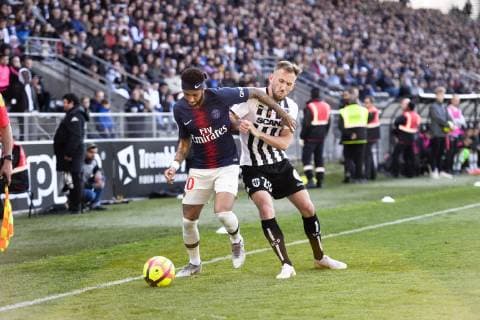 10 NEYMAR JR (PSG) - 20 FLAVIEN TAIT (SCO) FOOTBALL : Angers vs Paris SG - Ligue 1 Conforama - 11 05 2019 AnthonyBIBARD FEP Panoramic 