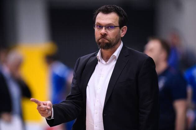 12.05.2019, ZF Arena, Friedrichshafen Volleyball, Bundesliga Männer Maenner, Play-offs, Finale 5. Spiel, VfB Friedrichshafen vs. Berlin Recycling Volleys Cedric Enard (Trainer Coach Berlin)