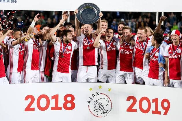 Sport Themen der Woche KW20 Sport Bilder des Tages DOETINCHEM, 15-05-2019 Stadium de Vijverberg, Season 2018 2019 , Dutch Eredivisie Football. Ajax has won the dutch eredivisie and are champions and receive the shield de Graafschap - Ajax  x3406345x Copyright:
