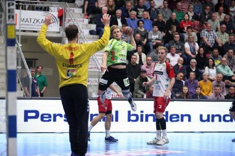 Marten Franke (TV Emsdetten 5) vorbei an Fabian Huesmann (ASV Hamm-Westfalen 3)(rechts) gegen Felix Storbeck (ASV Hamm-Westfalen 1)(vorne) , ASV Hamm-Westfalen vs TV Emsdetten, Handball, 2. Bundesliga, 17.05.2019, ASV Hamm-Westfalen vs TV Emsdetten, Handball, 2. Bundesliga, 17.05.2019 Hamm Copyright: xEIBNER JanxStrohdiekx EP_JSK