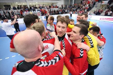 Siegesjubel bei ASV Hamm-Westfalen, ASV Hamm-Westfalen vs TV Emsdetten, Handball, 2. Bundesliga, 17.05.2019, ASV Hamm-Westfalen vs TV Emsdetten, Handball, 2. Bundesliga, 17.05.2019 Hamm Copyright: xEIBNER JanxStrohdiekx EP_JSK