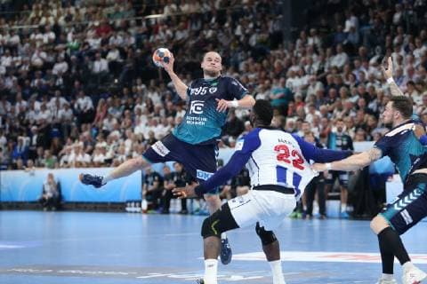 Sport Bilder des Tages Paul Drux (Berlin) HANDBALL : EHF Cup - Demi-finale - Fuchse Berlin vs FC Porto - 17 05 2019 KevinDomas Panoramic 
