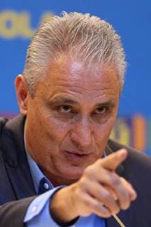 (190518) -- RIO DE JANEIRO, May 18, 2019 (Xinhua) -- Brazilian s coach Tite speaks during a press conference, PK, Pressekonferenz to announce the list of the 23 players for the Copa America 2019 at the headquarter of CBF (Brazilian Football Confederation) in Rio de Janeiro, RJ, Brazil, on May 17, 2019. The tournament will be held from June 14 to July 7 in five cities in Brazil. (Xinhua Li Ming) (SP)BRAZIL-RIO DE JANEIRO-COPA AMERICA 2019-CBF 