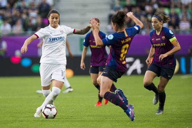18th May 2019, Groupama Arena, Budapest, Hungary; UEFA Womens Champions League Final, Lyon versus Barcelona; Marta Torrejon of Barcelona tackles Dzsenifer Marozsan of Lyon  ActionPlus12135738 NikolaxKrstic