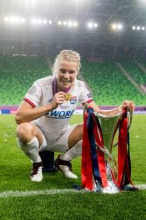 190518 Ada Hegerberg of Lyon celebrates after the UEFA Women s Champions League final match between Lyon and Barcelona on May 18, 2019 in Budapest. Photo: Jon Olav Nesvold BILDBYRAN kod JE 160443 Copyright: JONxOLAVxNESVOLD BB190518JE103