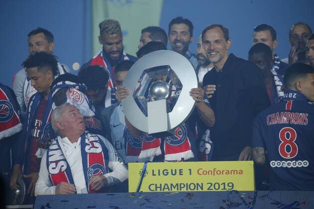 Thomas Tuchel - Stationen als Trainer, Paris Saint-Germain 2018 - 2020 Sport Themen der Woche KW20 Sport Bilder des Tages joie des joueurs de Paris - champion de France - Buffon (psg) - Tuchel thomas (entraineur de Paris) FOOTBALL : Paris SG vs Dijon - Ligue 1 Conforama - 18 05 2019 StephenCaillet Panoramic 