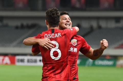 SHANGHAI, CHINA - MAY 21: Oscar 8 and Elkeson 9 of Shanghai SIPG celebrate during the AFC Champions League Group H match between Shanghai SIPG and Ulsan Hyundai at Shanghai Stadium on May 21, 2019 in Shanghai, China.  Copyright: xVCGx CFP111217602876 