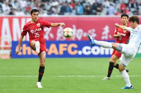 SHANGHAI, CHINA - MAY 21: Odil Ahmedov 25 of Shanghai SIPG in action during the AFC Champions League Group H match between Shanghai SIPG and Ulsan Hyundai at Shanghai Stadium on May 21, 2019 in Shanghai, China.  Copyright: xVCGx CFP111217594150 