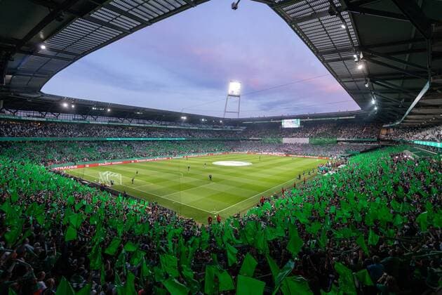 Fussball Hamburg 24.04.2019 DFB Pokal Halbfinale Werder Bremen - Bayern München Weserstadion Weser-Stadion Stadion Sportstätte Fans Choreografie