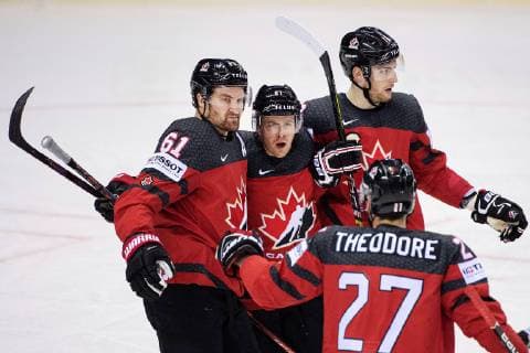 190523 Mark Stone, Jonathan Marchessault, Pierre-Luc Dubois and Shea Theodore of Canada celebrates after 1-1 during the 2019 IIHF Ice hockey, Eishockey World Championship, WM, Weltmeisterschaft quarterfinal game between Canada and Switzerland on May 23, 2019 in Kosice. Photo: Joel Marklund BILDBYRAN kod JM 87956 Copyright: JOELxMARKLUND BB190523JM020