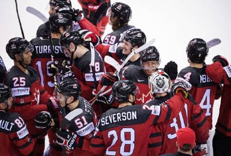 190523 Players of Canada celebrates after 2-3 during the 2019 IIHF Ice hockey, Eishockey World Championship, WM, Weltmeisterschaft quarterfinal game between Canada and Switzerland on May 23, 2019 in Kosice. Photo: Joel Marklund BILDBYRAN kod JM 87956 Copyright: JOELxMARKLUND BB190523JM045