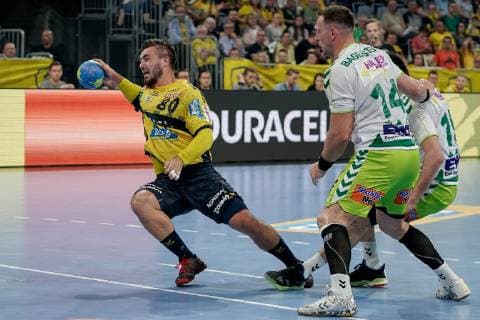 v.li.: Jannik Kohlbacher (RNL, 80), Jacob Bagersted (Göppingen, 14), Ivan Sliskovic (Göppingen, 19), Aktion, Action, Spielszene, 23.05.2019, Mannheim, Handball, DKB Bundesliga, Rhein-Neckar Löwen - FRISCH AUF! Göppingen
