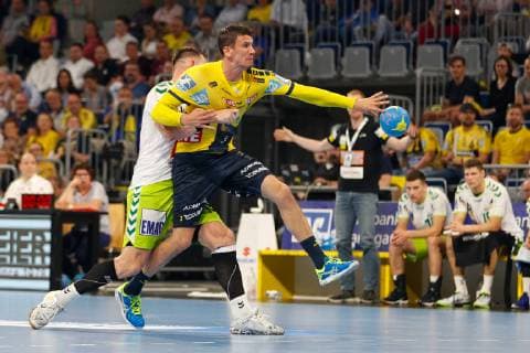 Rhein-Neckar-Loewen - Goeppingen Mannheim, Deutschland 23. Mai 2019 Handball Bundesliga; 31. Spieltag, in der SAP-Arena. v. li. im Zweikampf Jacob Bagersted (Goeppingen) und Andy Schmid (Loewen), Aktion Einzelbild mit Ball