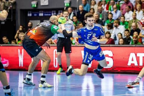 Fynn Herzig 27 (VfL Gummersbach), Zeljko Musa 2 (SC Magdeburg) waehrend der Saison 2018-2019 in der 1. Handball Bundesliga (Herren) zwischen SC Magdeburg und VfL Gummersbach in der GETEC Arena am 23. May 2019 in Magdeburg, Sachsen Anhalt (Saxony Anhalt), Deutschland (Germany)