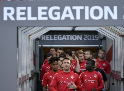 Vor Spielbeginn: Schriftzug Relegation Spielertunnel VfB Spieler betreten Feld mit Christian Gentner VfB Stuttgart VfB Stuttgart vs 1. FC Union Berlin Relegation Hinspiel 23.05.2019 DFL REGULATIONS PROHIBIT ANY USE OF PHOTOGRAPHS AS IMAGE SEQUENCES AND OR QUASI-VIDEO VfB Stuttgart vs 1. FC Union Berlin