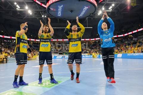 Guojon Valur Sigurosson (Loewen), Bogdan Radivojevic (Loewen), Jannik Kohlbacher (Loewen) und Mikael Appelgren (Loewen) jubeln nach dem Sieg beim Spiel Rhein Neckar Loewen vs. Frisch Auf Goeppingen in der 1. Handball Bundesliga am 23.05.2019, Rhein Neckar Loewen vs. Frisch auf Goeppingen, Handball, 1. Handball Bundesliga, 23.05.2019 Mannheim Copyright: xEIBNER MichaelxBermelx EP_eer