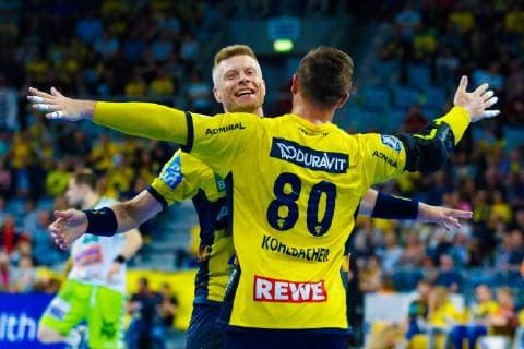 Rhein Neckar Loewen - Frisch Auf! Göppingen Jubelnder Rhein Neckar Loewe Gudjon Valur Sigurdsson (Nr.9) und Rhein Neckar Loewe Jannik Kohlbacher (Nr.80) - beim Bundesliga Spiel der Rhein Neckar Löwen gegen Frisch Auf! Göppingen am 23.05.2019. Mannheim. 23.05.19 Handball 32. Spieltag , Mannheim Baden Wuerttemberg Deutschland SAP Arena