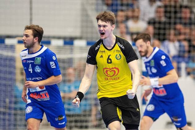 190524 Sävehofs Oskar Sunnefeldt jublar under final tre i Handbollsligans slutspel mellan Alingsas och Sävehof den 24 maj 2019 i Alingsas. Copyright: JÖRGENxJARNBERGER BB190524JJ015