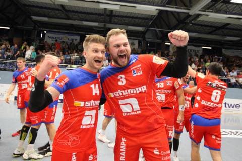Siegesjubel bei Oddur Gretarsson (HBW Balingen-Weilstetten 14) und Marcel Niemeyer (HBW Balingen-Weilstetten 3)(rechts) , TV Emsdetten vs HBW Balingen-Weilstetten, Handball, 2. Bundesliga, 24.05.2019, TV Emsdetten vs HBW Balingen-Weilstetten, Handball, 2. Bundesliga, 24.05.2019 Emsdetten Copyright: xEIBNER JanxStrohdiekx EP_JSK