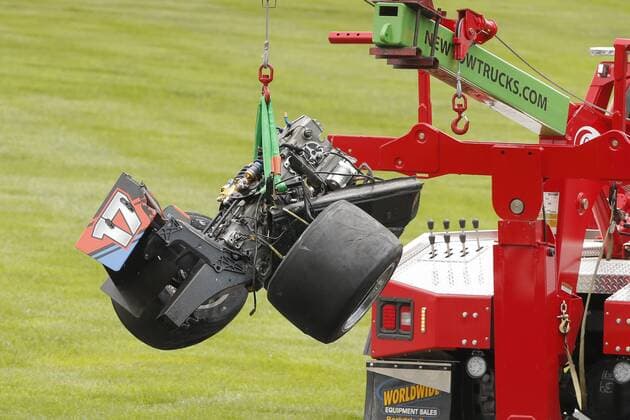 Sport Themen der Woche KW21 Sport Bilder des Tages INDIANAPOLIS, IN - MAY 24: The back end and engine of the car driven by Chris Windom (17) rides back to the garage after a crash in the fourth turn during the running of the Indy Lights Freedom 100 IndyCar, Indy Car, IRL, USA auto race at Indianapolis Motor Speedway, Friday, May 24, 2019, in Indianapolis. (Photo by Jeffrey Brown Icon Sportswire) AUTO: MAY 24 IndyCar Series - 103rd Indianapolis 500 Icon19052002500