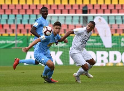 Fussball, Herren, Saison 2018 2019, Finale im Berliner AOK-Landespokal, Tennis Borussia - FC Viktoria 1889 Berlin, v. l. Patrick Wolfgang Kapp (FC Viktoria 89 Berlin), Thiago Rockenbach da Silva (TeBe, Tennis Borussia), 25.05. 2019, Copyright: xMatthiasxKochx