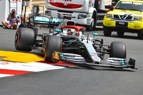 25.05.2019, xekx, Formel 1 FIA, 2019 Monaco Grand Prix - Qualifying emspor, v.l. Lewis Hamilton (Mercedes-AMG Petronas) (DFL DFB REGULATIONS PROHIBIT ANY USE OF PHOTOGRAPHS as IMAGE SEQUENCES and or QUASI-VIDEO) Monte Carlo
