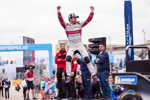 25.05.2019, xfrx, FIA Formel E, Großer Preis von Berlin 2019 emspor, v.l. Lucas di Grassi (Audi Audi Abt Schaeffler) (DFL DFB REGULATIONS PROHIBIT ANY USE OF PHOTOGRAPHS as IMAGE SEQUENCES and or QUASI-VIDEO) Berlin *** 25 05 2019, xfrx, FIA Formula E, Berlin Grand Prix 2019 emspor, v l Lucas di Grassi Audi Sport Audi Abt Schaeffler DFL DFB REGULATIONS PROHIBIT ANY USE OF PHOTOGRAPHS as IMAGE SEQUENCES and or QUASI VIDEO Berlin