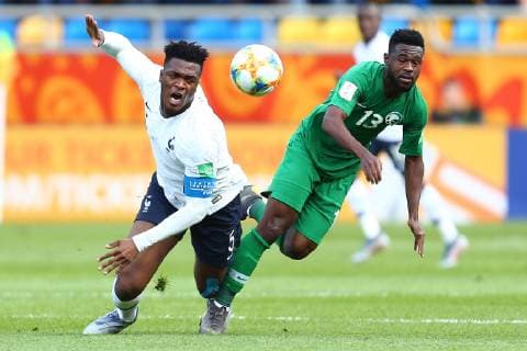 Fußball, U20 WM, Frankreich - Saudi-Arabien 2019.05.25 Gdynia Pilka nozna Mistrzostwa Swiata FIFA U-20 Polska 2019 Francja - Arabia Saudyjska N z Dan Axel Zagadou Muhannad Mustafa S Alshanqiti Foto Piotr Matusewicz PressFocus 2019.05.25 Gdynia Football FIFA U-20 World Cup Poland 2019 France - Saudi Arabia Dan Axel Zagadou Muhannad Mustafa S Alshanqiti Credit: Piotr Matusewicz PressFocus NEWSPIX.PL --- Newspix.pl FRANCE OUT!  20190525_PF_PM028