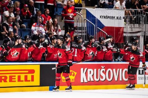 Eishockey, WM, Halbfinale, Kanada - Tschechien 190525 Mark Stone and Troy Stecher of Canada celebrate after 1-0 during the 2019 IIHF Ice hockey, Eishockey World Championship, WM, Weltmeisterschaft semifinal game between Canada and Czech Republic on May 25, 2019 in Bratislava. Photo: Joel Marklund BILDBYRAN kod JM 87960 Copyright: JOELxMARKLUND BB190525JM044