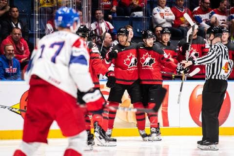 Eishockey, WM, Halbfinale, Kanada - Tschechien 190525 Sam Reinhart, Darnell Nurse and Damon Severson of Canada celebrate after 2-0 during the 2019 IIHF Ice hockey, Eishockey World Championship, WM, Weltmeisterschaft semifinal game between Canada and Czech Republic on May 25, 2019 in Bratislava. Photo: Joel Marklund BILDBYRAN kod JM 87960 Copyright: JOELxMARKLUND BB190525JM051