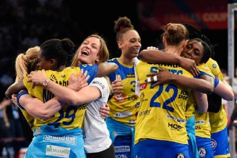 Joie des joueurs de l equipe Metz HANDBALL : Brest Bretagne HB vs Metz HB - Coupe de France - 25 05 2019 FedericoPestellini Panoramic 
