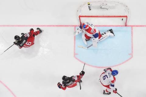 190525 Jared McCann and Kyle Turris of Canada celebrate the 4-0 goal behind goaltender Pavel Francouz of Czech Republic during the 2019 IIHF Ice hockey, Eishockey World Championship, WM, Weltmeisterschaft semifinal game between Canada and Czech Republic on May 25, 2019 in Bratislava. Photo: Joel Marklund BILDBYRAN kod JM 87960 Copyright: JOELxMARKLUND BB190525JM068