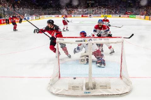 190525 Mark Stone of Canada celebrates after 1-0 during the 2019 IIHF Ice hockey, Eishockey World Championship, WM, Weltmeisterschaft semifinal game between Canada and Czech Republic on May 25, 2019 in Bratislava. Photo: Joel Marklund BILDBYRAN kod JM 87960 Copyright: JOELxMARKLUND BB190525JM081