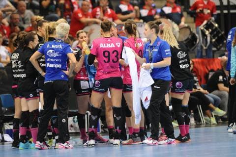 Time Out TusSies DHB, Handbal, Frauen, DHB Pokal, Olymp Final 4, Spiel um Platz 3, 26.05.2019, Foto:TBaur Eibner TusSies Metzingen vs. SV Union Halle-Neustadt Stuttgart Copyright: xEIBNER TobiasxBaurx EP_TBR
