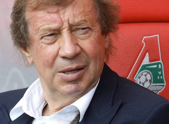 MOSCOW, RUSSIA - MAY 26, 2019: Lokomotiv Moscow s head coach Yuri Semin during the 2018 19 Russian Premier Football League Round 30 football match between Lokomotiv Moscow and FC Ufa at RZD Arena. Mikhail Japaridze TASS  TS0ACC12
